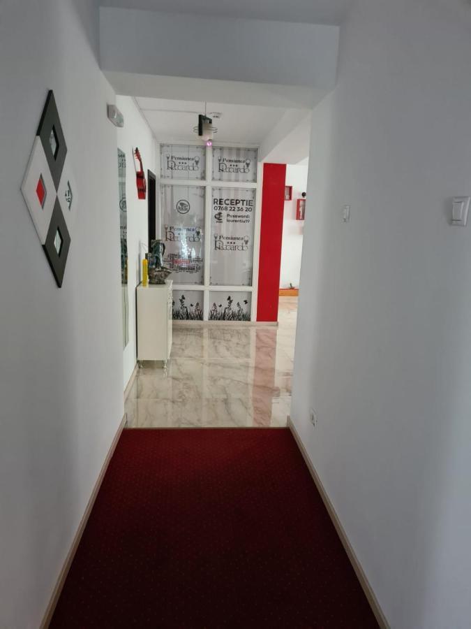 Pensiunea Riccardo Brasov Exterior photo